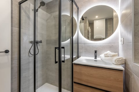 Elegant bathroom with glass shower
